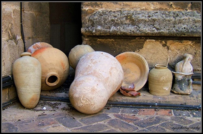 Pots