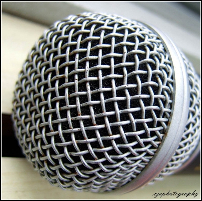 Microphone