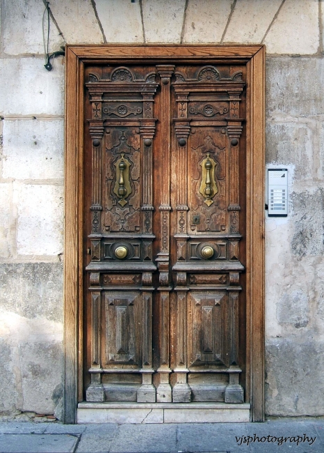 Door in Burgos